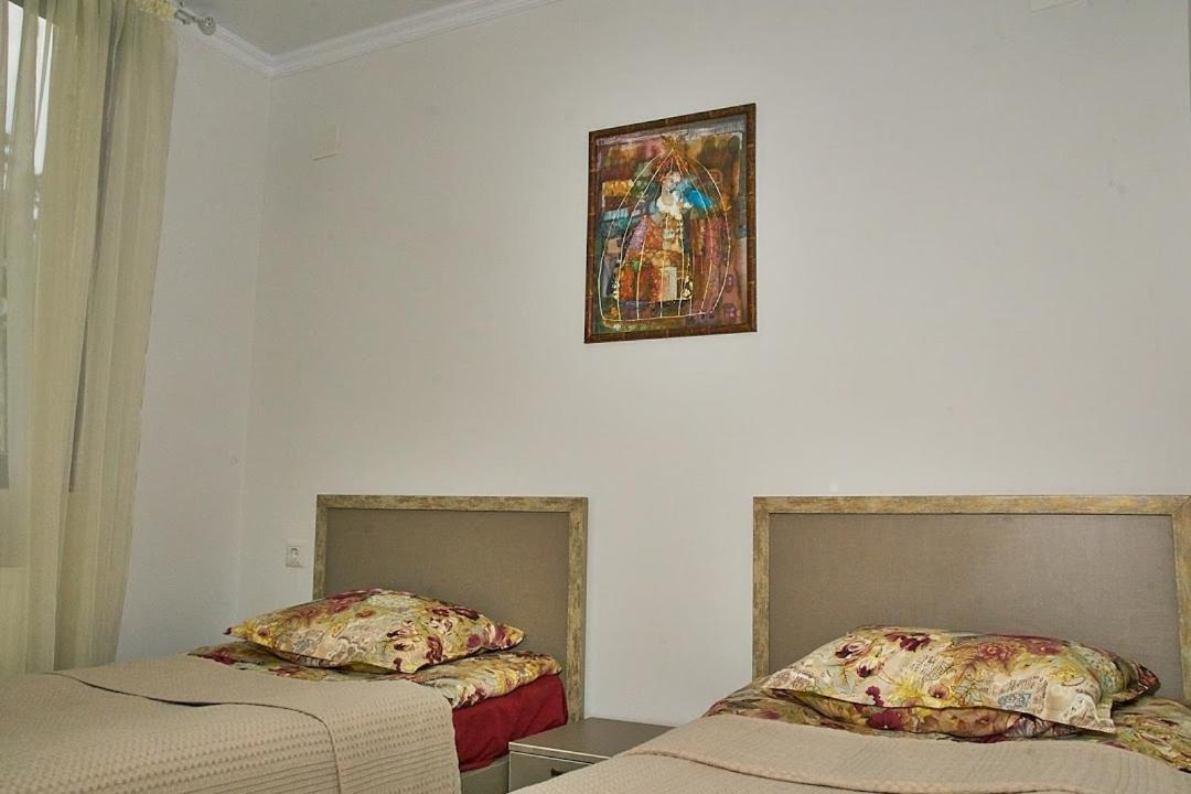 Guesthouse Of Manoni Ratiani Mestia Exterior foto